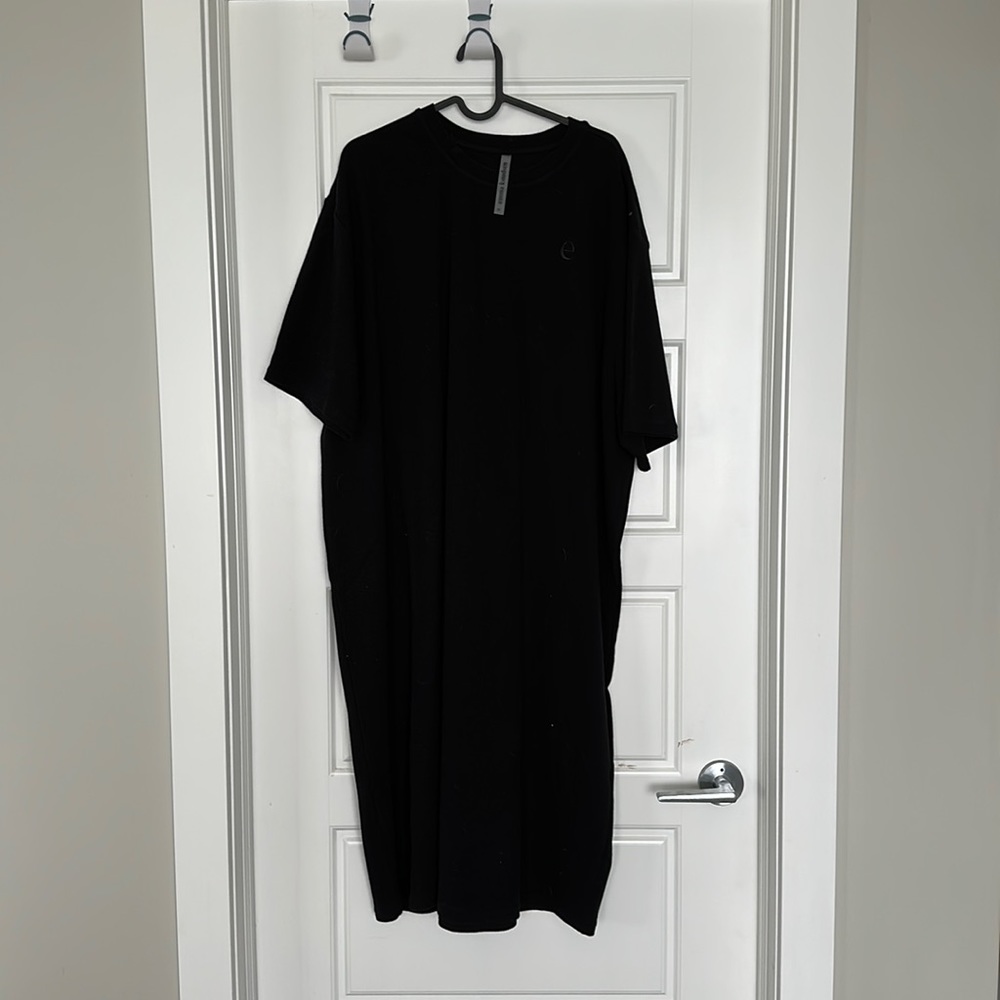 Emma Knudsen tshirt dress